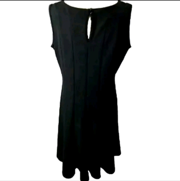Haani Embellished Neck Dress LARGE PETITE - Picture 2 of 7